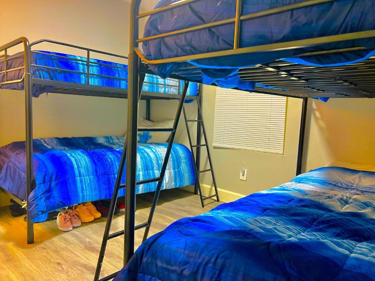 Stop Inn Stay Hostel 休斯敦 外观 照片